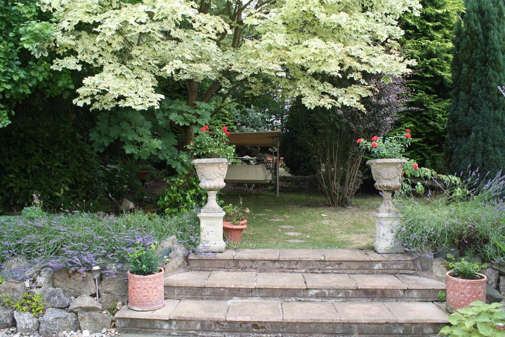 Sunnydale Guest House Stratford-upon-Avon Eksteriør bilde